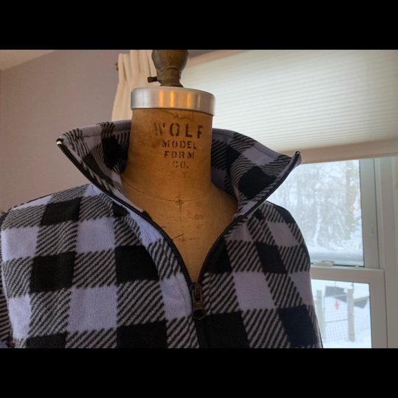 Periwinkle and Black Long Sleeved Zip Front Fleece Top Size Small - Picture 2 of 7
